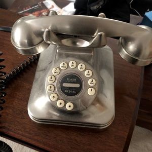 Dial phone